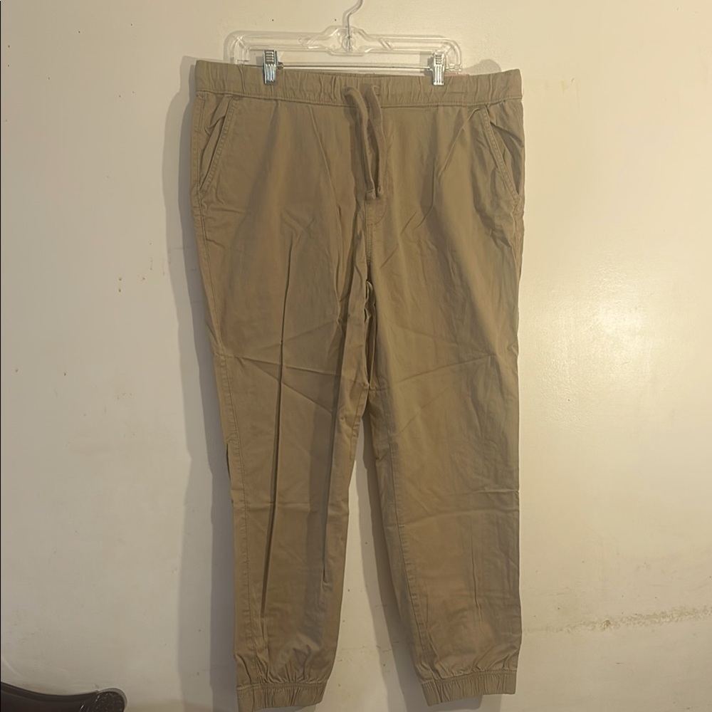 COPY - Sonoma sz XL Tan Joggers with Lightweight Cotton Blend and Tapered Fit